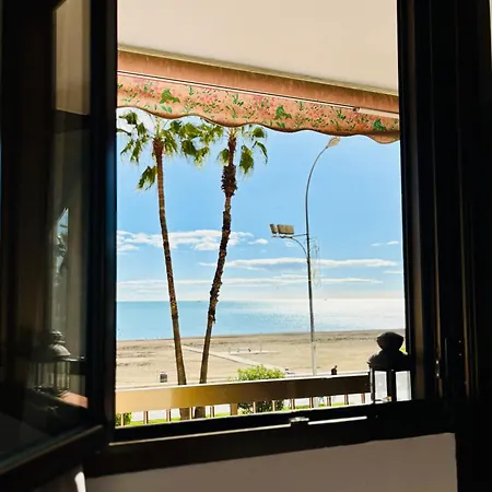 アパート Malagueta Beachfront マラガ